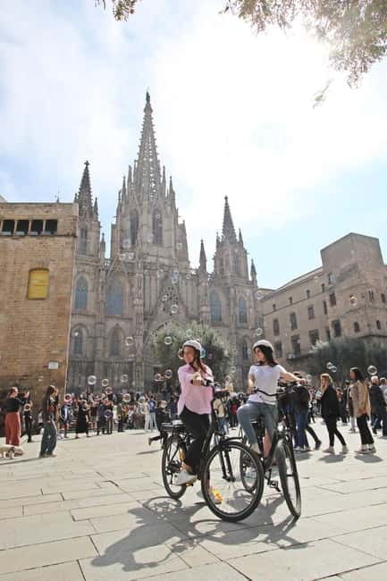 Barcelona: Tapas Tasting Tour by Regular Bike or E-Bike - From Port Vell to Barceloneta: Columbus, W Hotels, and Sea Air