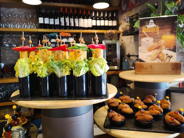 Barcelona Tapas & Wine Private Tour in Traditional Taverns - Quick hits before you go