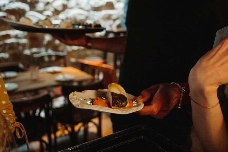Barcelona: Tapas & Wine Tour in Born & Gothic Quarter - Price and Value: Is $123 Worth It?