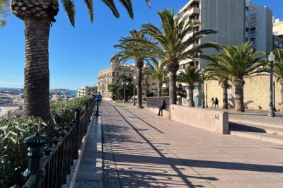Barcelona: Tarragona & Sitges Guided Day Trip with Transfers - Devil’s Bridge and the Tarragona old-town walk