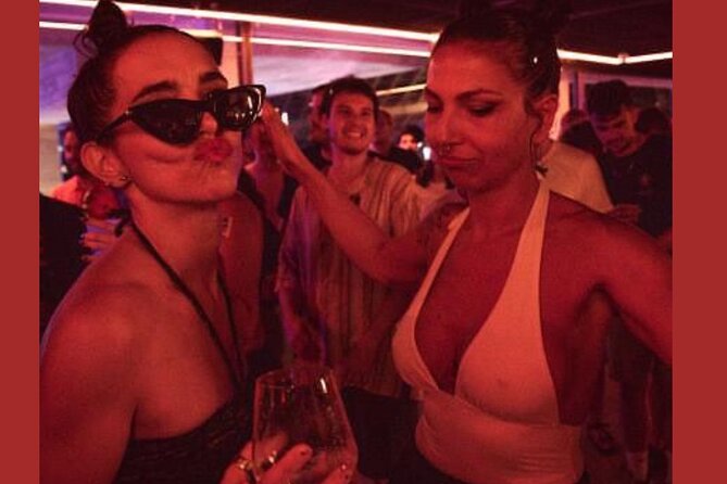 Barcelona Underground Clubbing Experience with Locals - Razzmatazz: 4 hours in Barcelona’s electronic underground