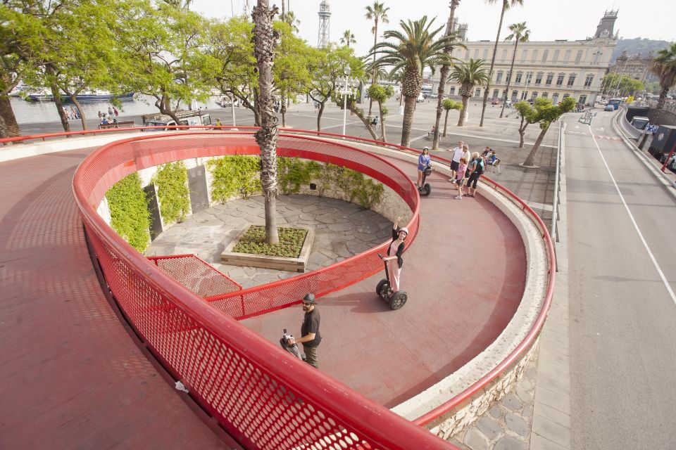 Barcelona: Welcome to Barcelona Segway Tour - From Columbus Monument to Port Vell: sea breezes and harbor angles