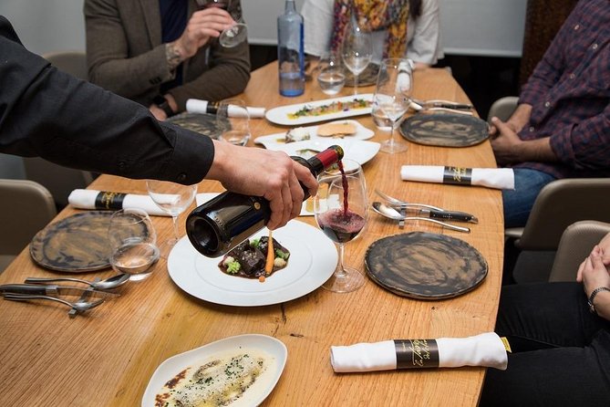 Barcelona Wine and Gourmet Tapas Tour - Meeting Point to Night’s End: Where You Start and Where You Finish