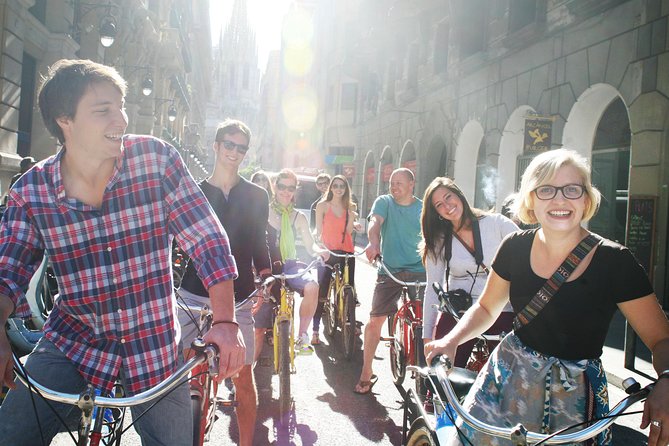 Barcelona: Wonders of Gaudi Bike Tour - Choosing the right guide: Marco, Misha, and Alvaro energy