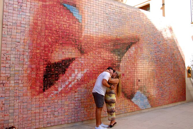 Barcelona's El Raval and the Gothic Quarter: A Self-Guided Audio Tour - Can Culleretes and the Carrer d’Avinyo shortcut: stories you can walk right through