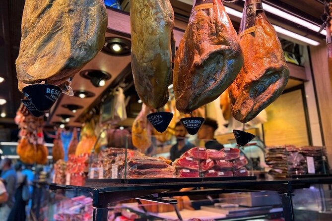 Barcelona´s Lunch or Dinner Tapas Tour: Food, drinks, happiness! - Plaça de Sant Jaume: the historic political center stop