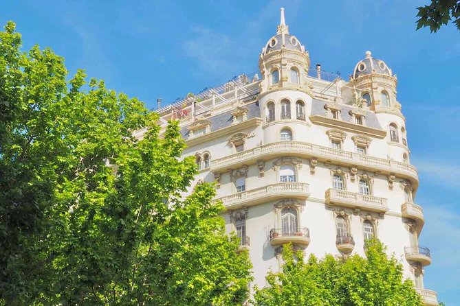Barcelona's Original Bike Tour in English - Pace and comfort: who will love this ride