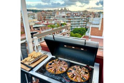 BBQ Paella in a Penthouse Terrace in Barcelona with a Chef - The Starters: Pan con Tomate, Padrón Peppers, and Bravas