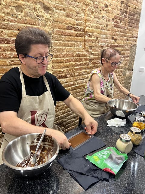 Bean to Bar Chocolate Workshop in Barcelona - Should you book this bean-to-bar chocolate workshop in Barcelona?