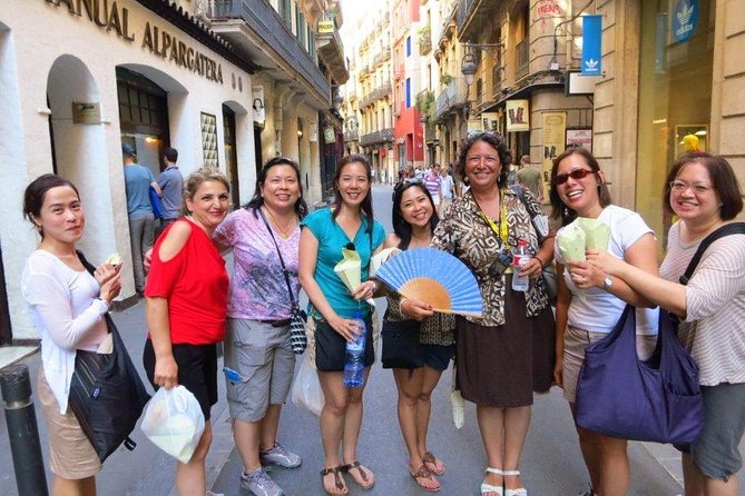 Best of Barcelona Excursion with Optional Attractions Tickets - Montjuïc Castle: Panoramas, Olympic History, and a Quick City Reset