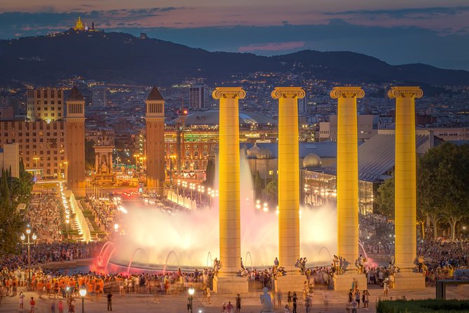 Best of Barcelona Guided Tour with Port or Hotel Pick up - Park Güell: the must-see Gaudí stop, and when you should upgrade