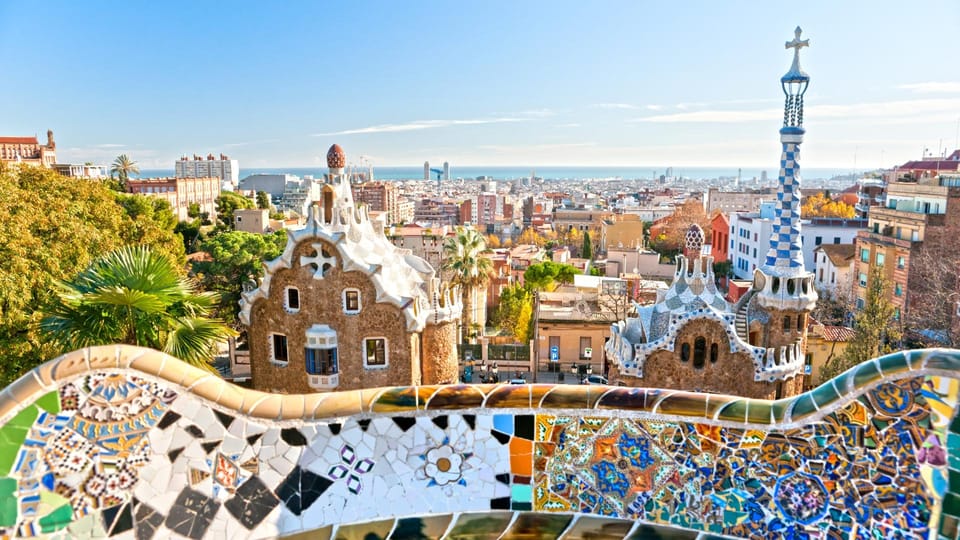 Best of Barcelona: Private Walking Tour with a Local - Meeting point: Plaça de Catalunya or Arc de Triomf, plus guide contact