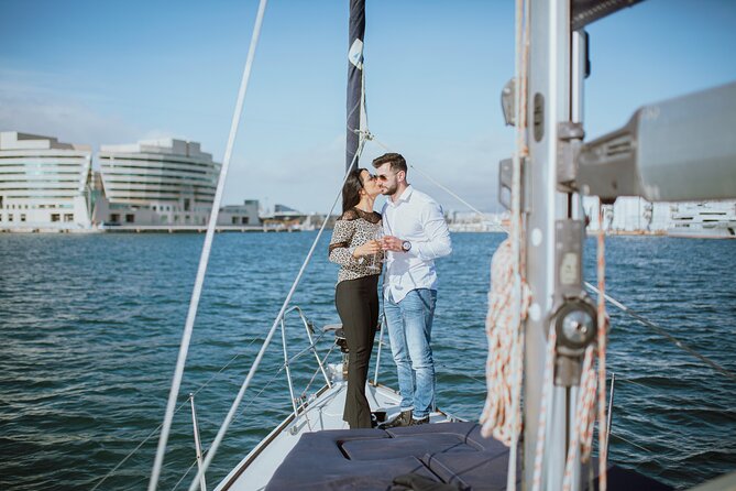 Big sailboat until 12 passengers + crew from Barcelona with Cava - Platja de la Nova Icaria: finishing with a softer beach feel