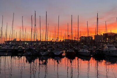 Boat Tour with Drink and Picoteo, Barcelona - Pick your aperitif: beer, cava, or vermouth plus snacks