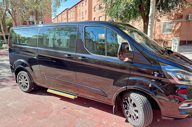 Book Private transfer from Barcelona airport to City - Less stress the moment you land at Barcelona-El Prat