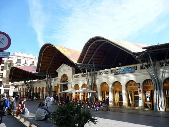 Boqueria and Santa Caterina Markets with Food and Tapas Private Walking Tour - Key Things I’d Book This For