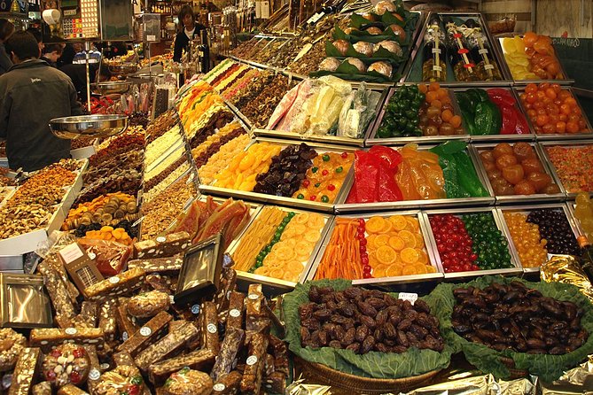 Boqueria & St Caterina Markets with Food & Tapas Small Group Tour - Old Town Walking: Seeing More Than the Main Sights