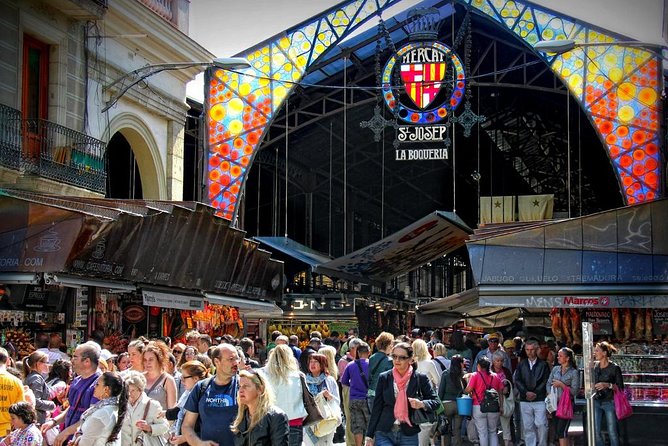 Boqueria & St Caterina Markets with Food & Tapas Small Group Tour - Mercat de la Boqueria: How the Guide Makes the Crowd Useful