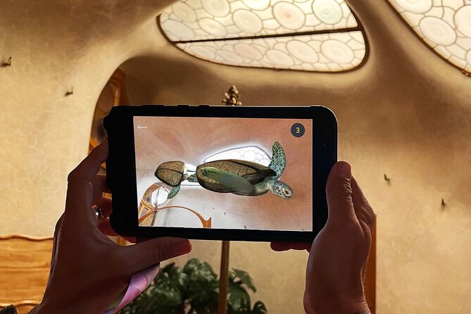 Casa Batllo Fast Track Tour with Optional White Rabbit Museum - Gaudí Cube: The extra included stop that many skip
