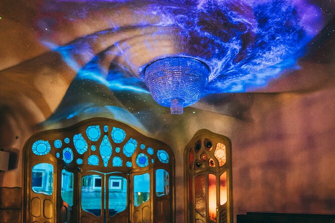 Casa Batlló : Night Visit "A Winter Night" - Light and sound at Casa Batlló: the projections are the headline