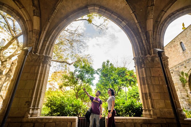 Censored Barcelona Tour - Where You’ll End Up for Easy Metro Connections