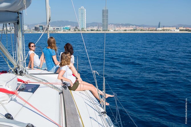 Chill Out Sailing from Barcelona - Private Tour - Cava included and no food included: how the price really works
