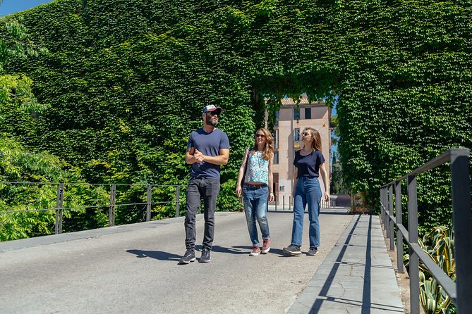 City Explorer: Girona Private Day Trip - Getting There: Sants-Montjuïc to Girona by High-Speed Train