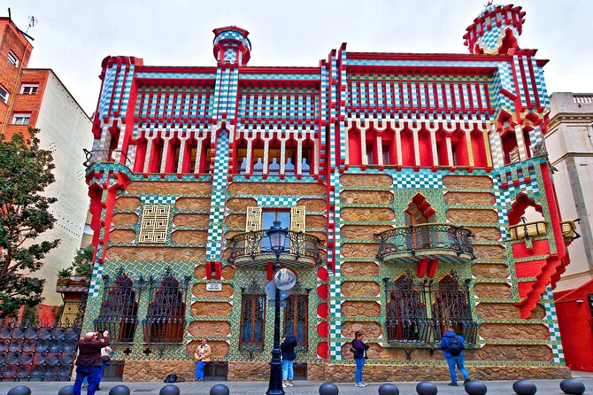 Colonia Guell & Casa Vicens Skip-the-Line Ticket Private Tour - Torre Bellesguard: Where Gaudí’s Manor-House Vision Shows Up