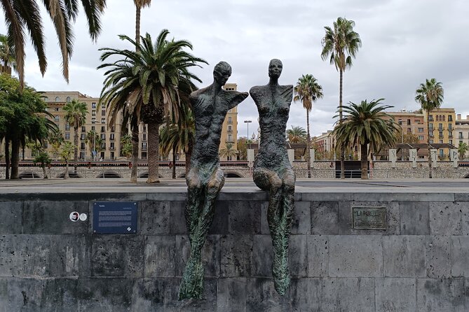 Columbus Monument Access With Barcelona Seaside Guided Tour - Port-to-Columbus in 90 minutes: a smart way to get oriented