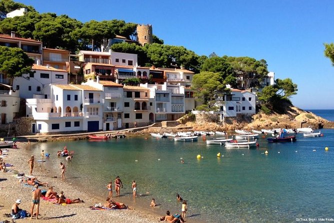 Costa Brava and Empuries Small Group Tour with Hotel Pick-Up and Boat Ride - Stop 4: L’Estartit and the Medes Islands boat ride (plus an easy alternative)