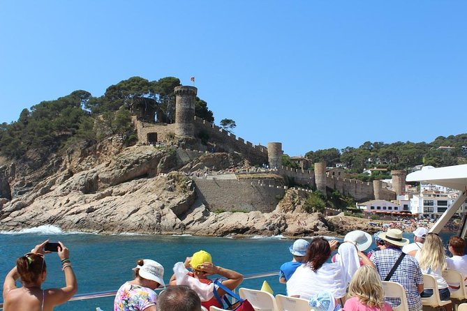 Costa Brava Day Sightseeing Tour with Boat Trip from Barcelona - Free Time for Lunch and Beach Break in Tossa