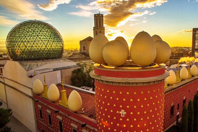 Dali Museum, Figueres & Cadaques Private Tour with Hotel pick-up - Who this private tour suits best (and who might rethink)
