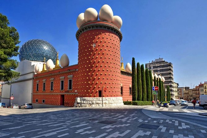 Dalí & Wine | Premium Private Tour with Coastal or Girona Add-On - How the day flows: Figueres, Empordà, then coast or Girona