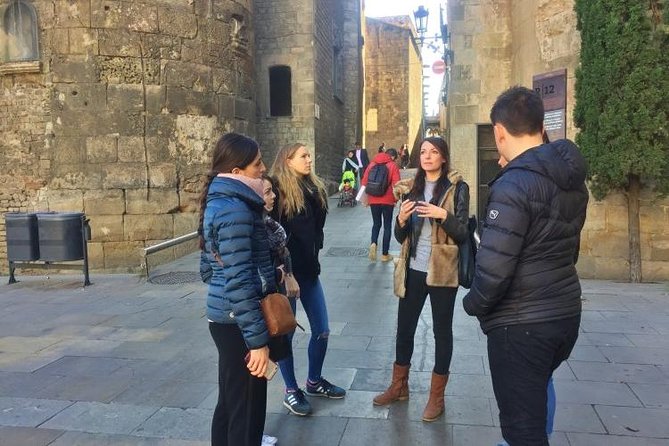 Discover Barcelona’s Gothic Quarter | Private & Semi-Private - Temple of Augustus and Plaza del Dei: Roman columns and the Columbus meeting
