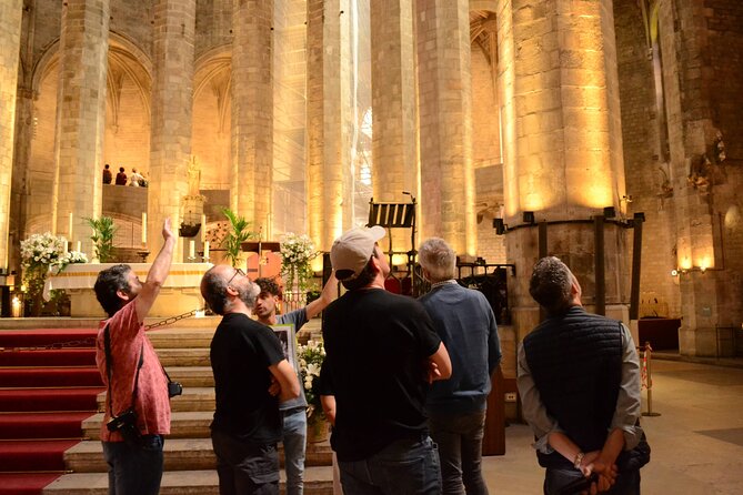 El Born: Santa Maria del Mar Tour with Exclusive Rooftop Views - Guides, Group Size, and the Language Check You Should Do