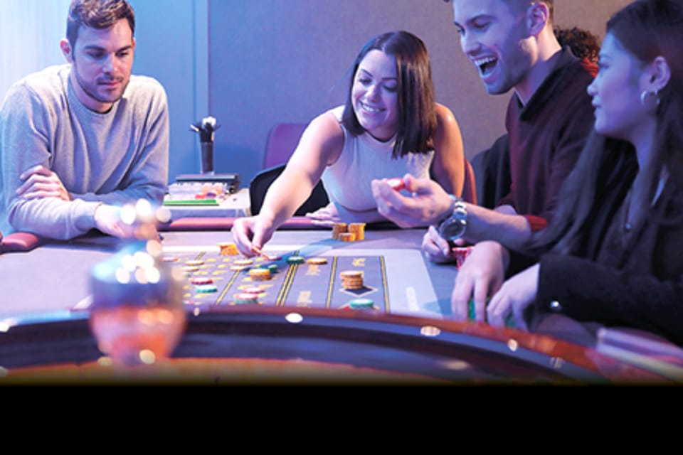 Enjoy Casino Barcelona: Entry, Cocktail & Exclusive Gift - Price vs. alternatives: when this ticket is a strong move