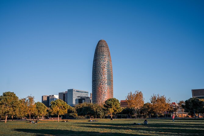 Entrance to the Mirador Torre Glories Barcelona - Mirador Torre Glòries: a smart way to read the Barcelona skyline