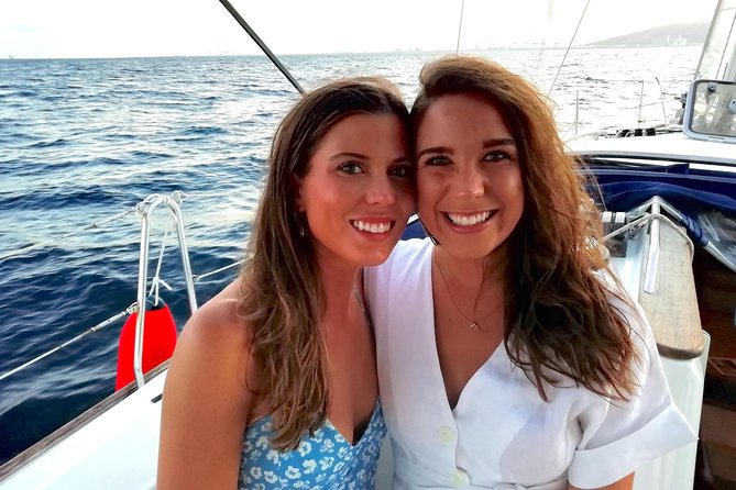 Exclusive Barcelona Private Luxury Sailing Cruise with Open Bar - Open bar and snacks: what to expect and why it matters