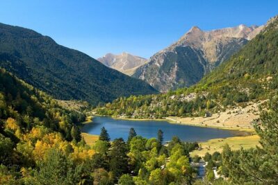 Excursion Aigüestortes - Estany Llebreta (1/2 day) - Aigüestortes Plain: The Stage Before the Drama