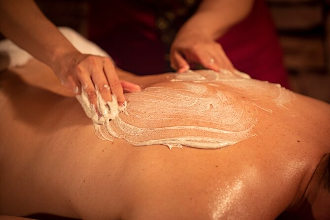 Exfoliating and Moisturizing Body Treatment of 60 min in THAI MASSAGE ALURA - Meet the therapists: Thai professionals and real personal attention