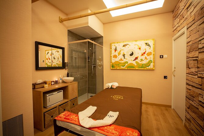 Exfoliating and Moisturizing Body Treatment of 60 min in THAI MASSAGE ALURA - Should you book Thai Massage Alura in Barcelona?