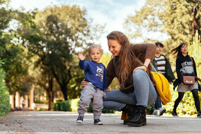 Family Friendly Barcelona Private City Tour - Meeting at Drassanes and Ending at Ciutadella Park