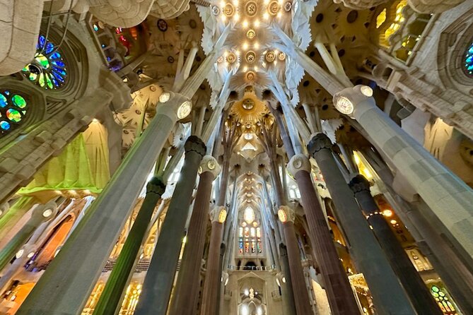 Fast Track: Sagrada Familia Guided Tour - Quick takeaways