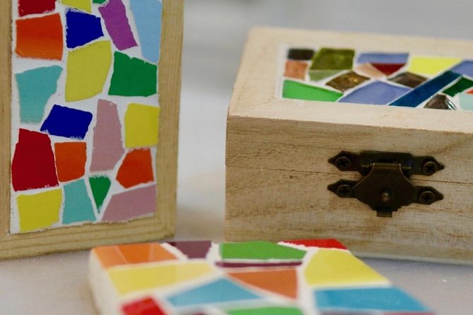 Feel like Gaudí: Barcelona Mosaic Workshop with Tour - Manzana de la Discordia: Turning a Street Corner into a Design Story
