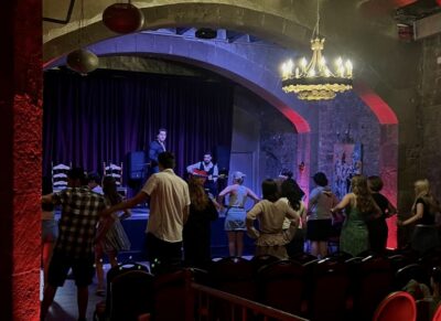 Flamenco Experience (30 minute masterclass) - Inside the Flamenco Masterclass: What You Can Do in the Room