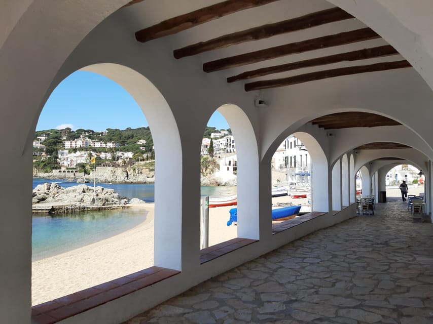 From Barcelona: Costa Brava Typical Towns full day tour - Camino de Ronda to Llafranc: 45 minutes of coast with purpose
