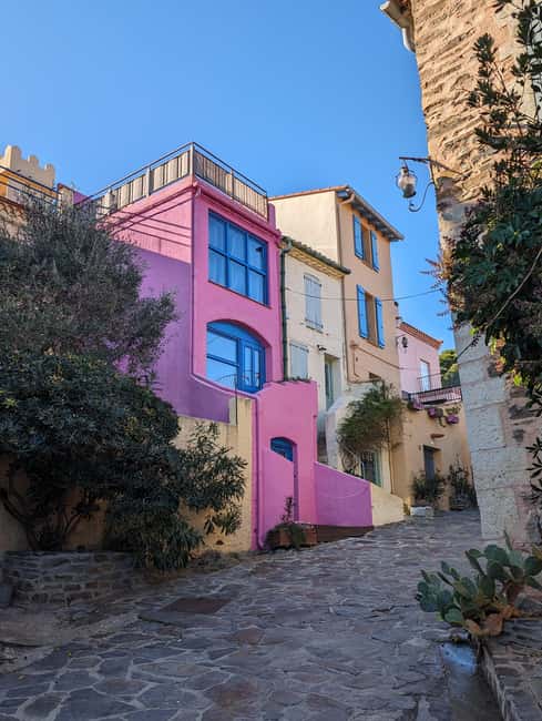 From Barcelona: Day Trip to France with Girona Visit - The Girona Old Town Walk: Medieval Streets Without the Chaos