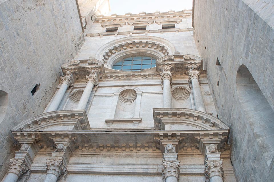 From Barcelona: Girona & Costa Brava Game of Thrones Tour - Sant Pere de Galligants, Santa Maria Cathedral, and the Jewish Quarter
