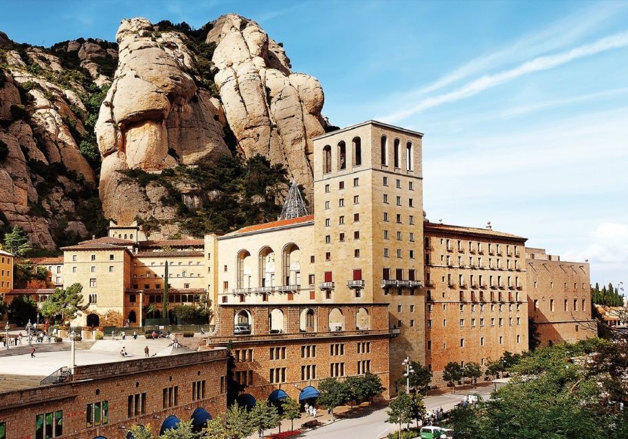 From Barcelona: Half-Day Montserrat & Horse Riding Tour - La Moreneta statue: famous, hopeful, and sometimes line-heavy
