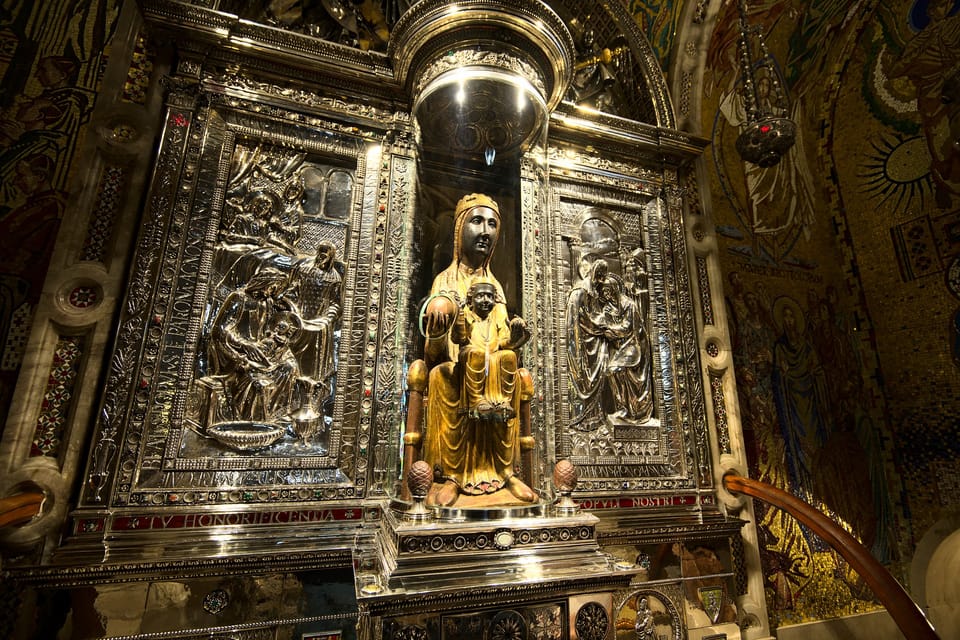 From Barcelona: Half-Day Trip to Montserrat Mountain - Lookout time at Montserrat: panoramas you’ll want to linger for